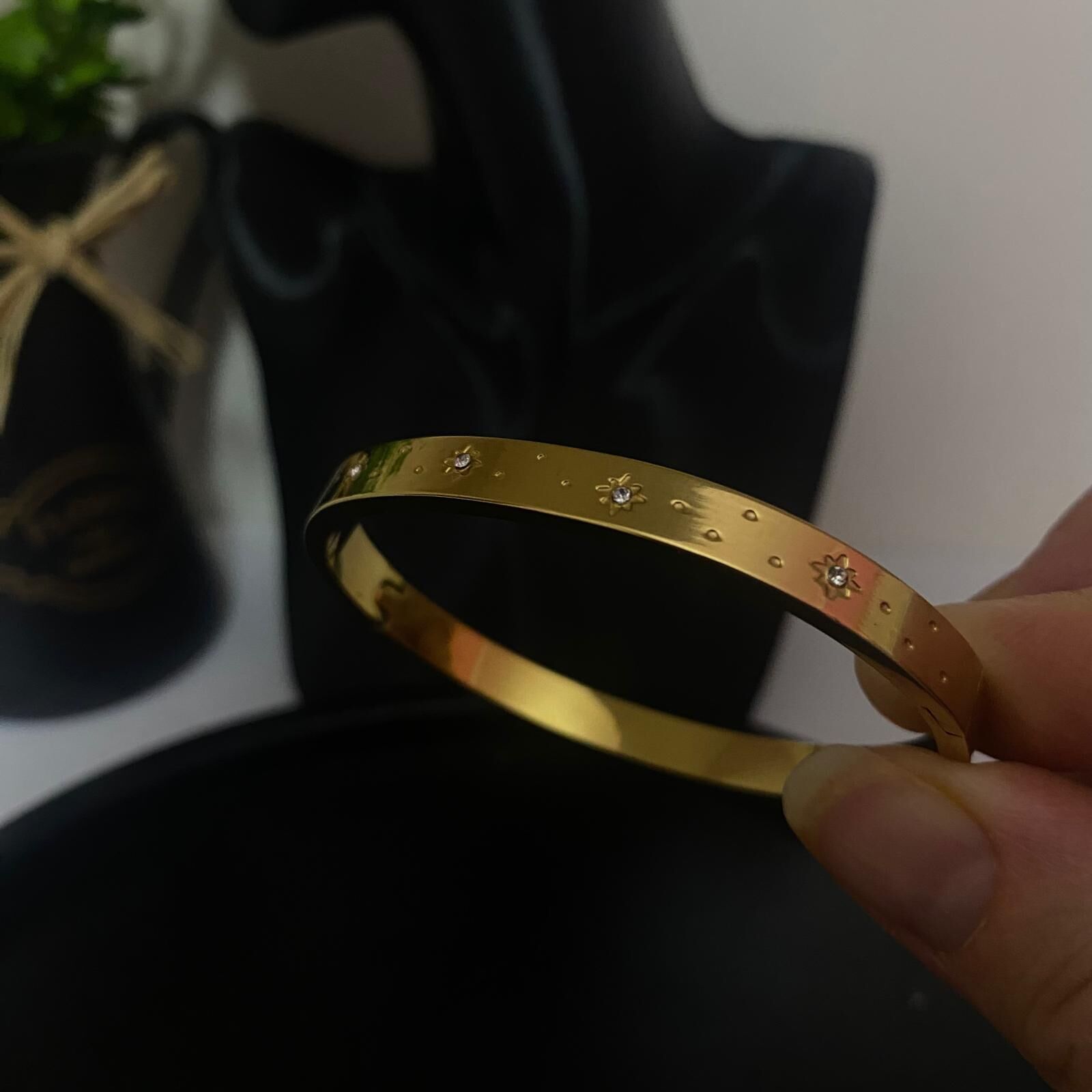 Çelik Kadın Kelepçe